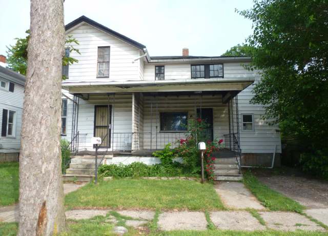 Property at 129 S Oakley St, Saginaw, MI 48602, 5 beds, 2 baths