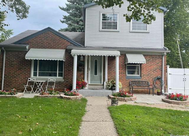 Property at 29288 Park St, Sterling Heights, MI 48066 2130, 4 beds, 1.5 baths