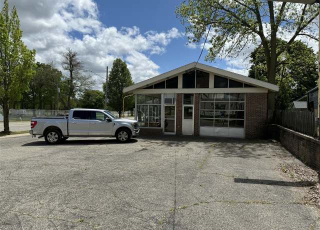 Property at 120 S Broad St, Hillsdale, MI 49242