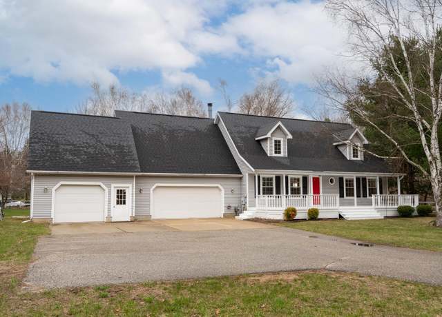 Property at 768 W Broomfield Rd, Mount Pleasant, MI 48858, 6 beds, 4 baths