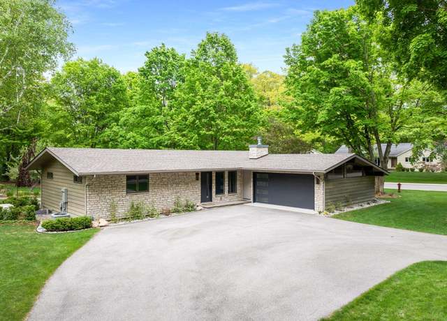 Property at 570 Michigan Ave Lot : 1, Frankfort, MI 49635, 3 beds, 3 baths