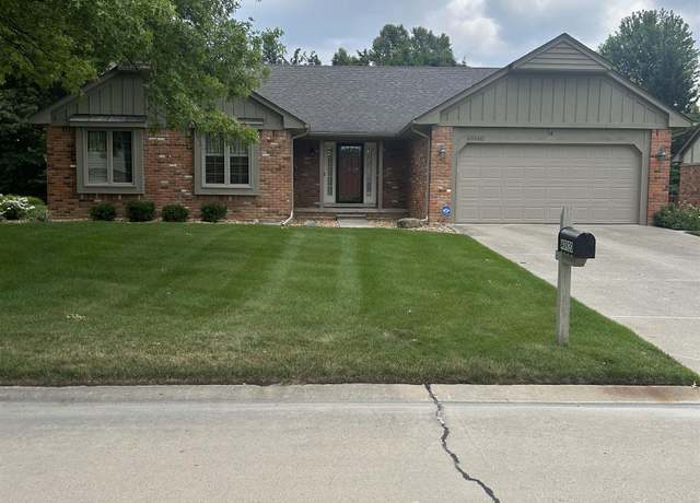 Property at 40920 Knightsford Dr, Northville, MI 48168, 3 beds, 3 baths