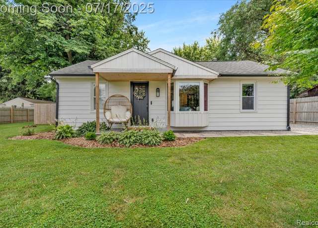 Property at 1133 Kingston Ave, Flint, MI 48507 4741, 3 beds, 1 bath