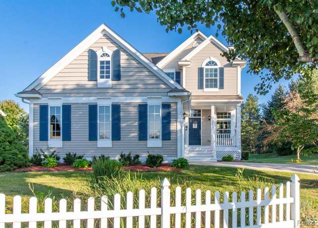 Property at 1123 FOUNTAIN VIEW Ln, Oxford, MI 48371 6711, 4 beds, 3.5 baths