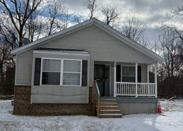 Property at 132 CANDLER St, Highland Park, MI 48203 2830, 3 beds, 2 baths