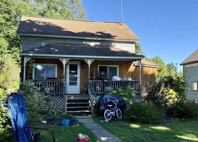 Property at N1736 Spring St, Vulcan, MI 49892, 3 beds, 2 baths