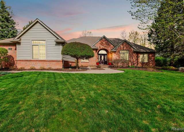 Property at 3226 OXFORD, Auburn Hills, MI 48326 3965, 3 beds, 2.5 baths