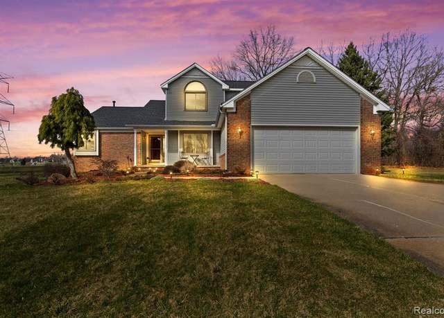 Property at 6330 STONEWOOD Dr, White Lake, MI 48383 2781, 3 beds, 2.5 baths