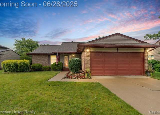 Property at 43488 LAURELWOOD, Canton, MI 48187 4914, 3 beds, 1.5 baths