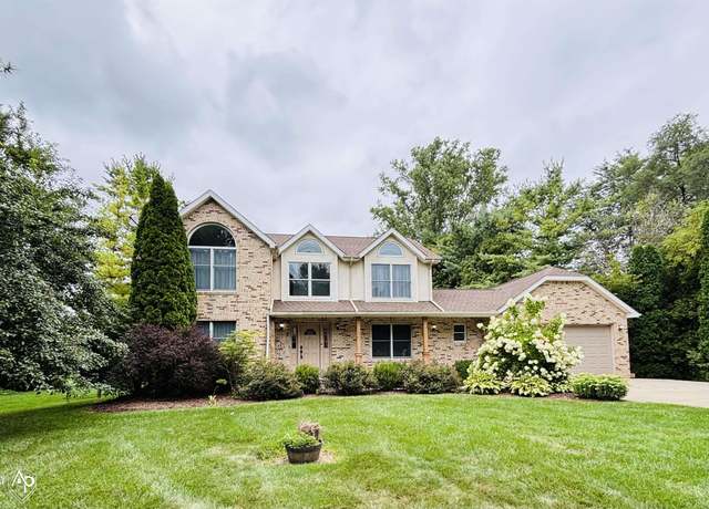 Property at 1137 E Cook Rd, Grand Blanc, MI 48439, 4 beds, 2.5 baths