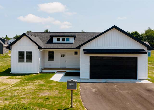 Property at 11507 S Sunset Dr Unit 32 Lot: 32, Empire, MI 49630, 3 beds, 2 baths
