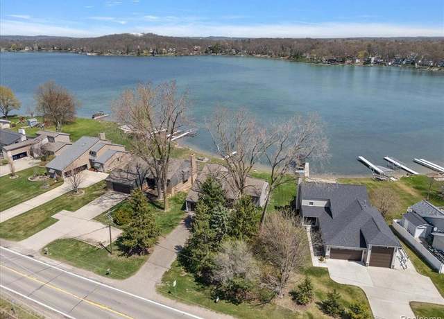 Property at 7322 MACEDAY LAKE Rd, Waterford, MI 48329 2622, 3 beds, 3.5 baths