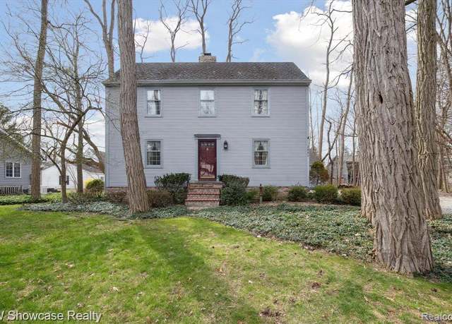 Property at 2095 E NALONE, Wixom, MI 48393 1332, 3 beds, 2 baths