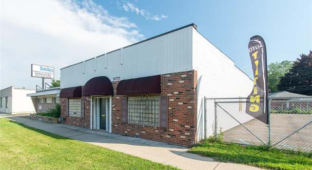 Photo of 26732 Grand River Ave, Redford Township, MI 48240 1511