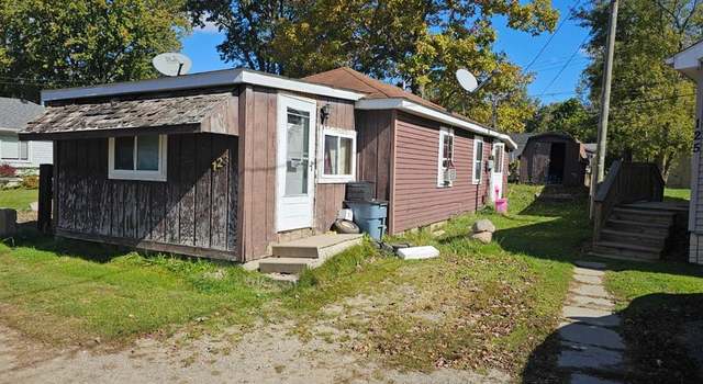Photo of 123 S LAKE Dr, Columbiaville, MI 48421 9714