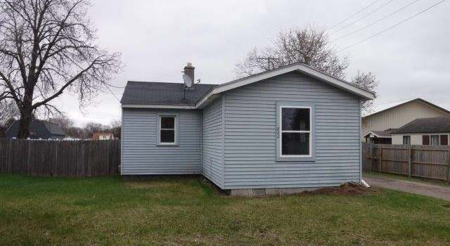 Photo of 800 Joseph St, Bay City, MI 48706