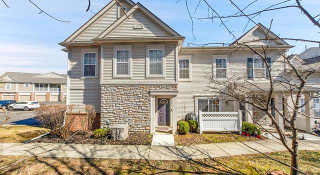 Photo of 25684 Maritime Cir, Harrison Twp, MI 48045