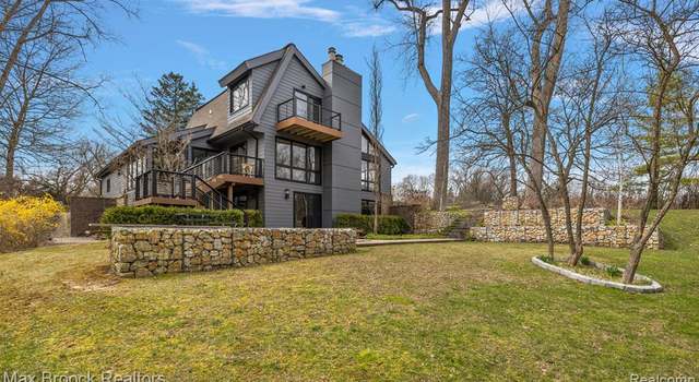 Photo of 19911 Old Pond Ct, Beverly Hills, MI 48025 2910