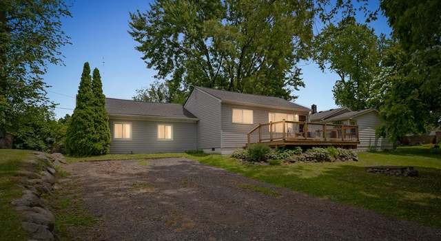 Photo of 4860 Lindholm Dr, White Lake, MI 48383 1562