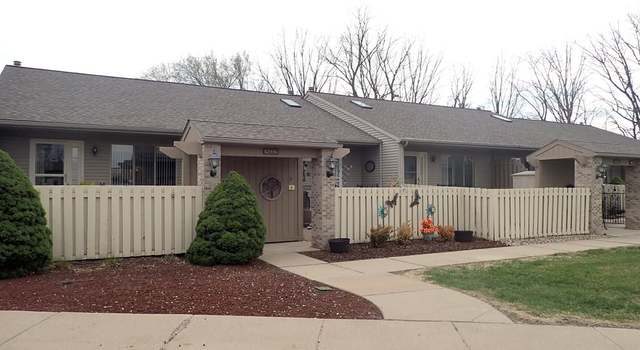 Photo of 62330 Arlington Circle #3 #3, South Lyon, MI 48178