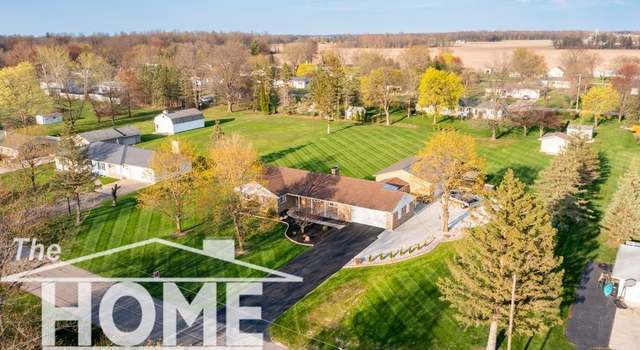Photo of 200 Elmwood Dr, Corunna, MI 48817