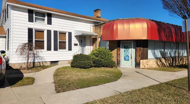 Photo of 227 E Front St, Monroe, MI 48161