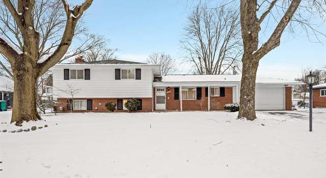 Photo of 32540 W Wayburn St, Farmington Hills, MI 48334 2770