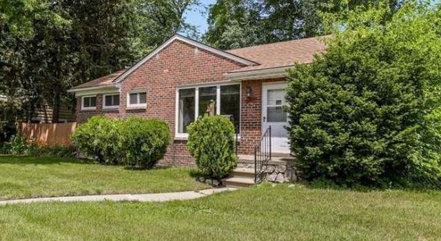 Photo of 8400 OAK PARK Blvd, Oak Park, MI 48237 1813