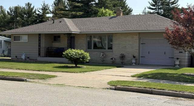 Photo of 233 S 22nd St, Escanaba, MI 49829