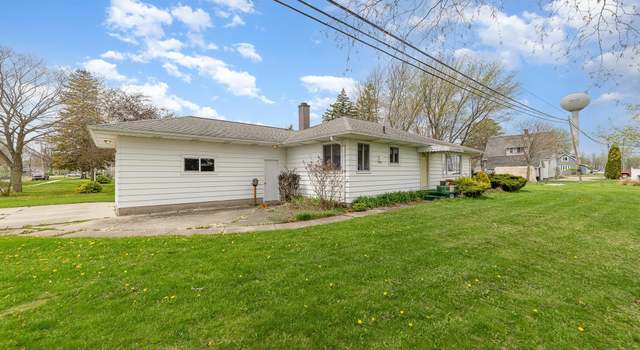 Photo of 398 E Alice St, Merrill, MI 48637
