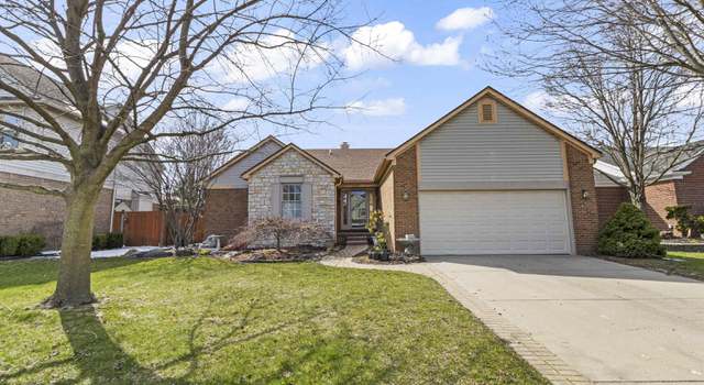 Photo of 52697 Alaina Dr, Chesterfield Twp, MI 48051