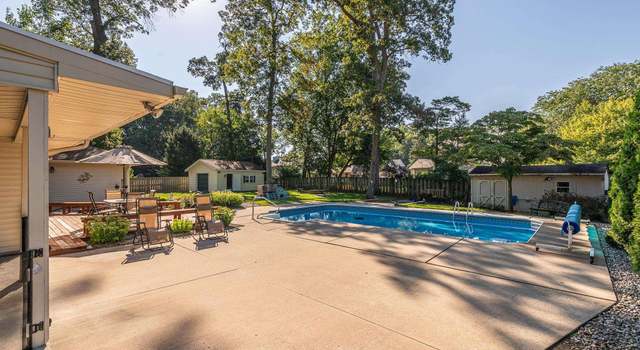 Photo of 3337 Deepwood Dr, Lambertville, MI 48144