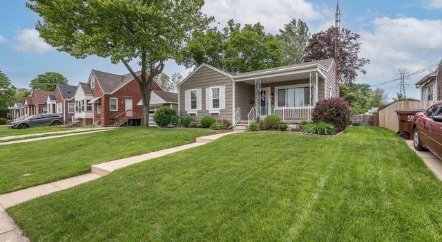 Photo of 619 Parkwood Ave, Monroe, MI 48162