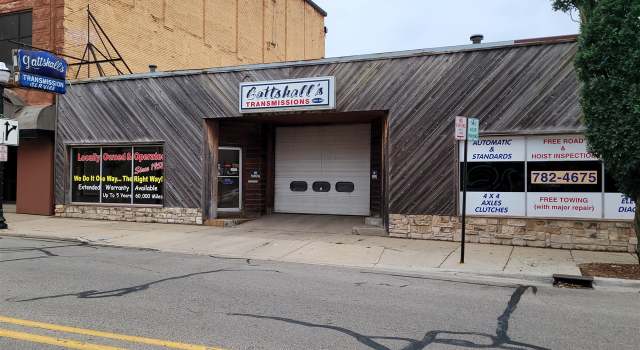 Photo of 224 S Mechanic St, Jackson, MI 49201-2328