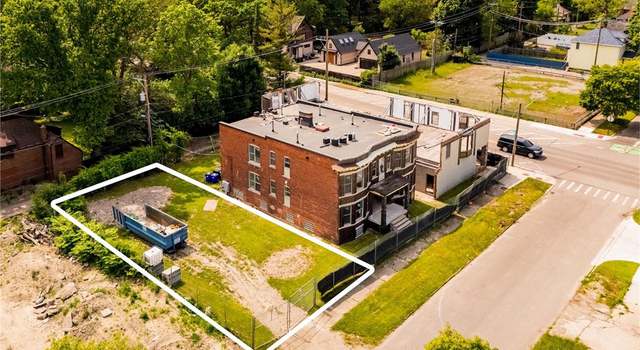 Photo of 1811 Fischer St, Detroit, MI 48214 4305