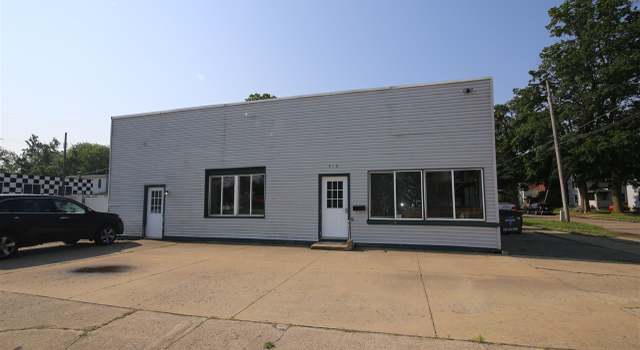 Photo of 518 W Michigan Ave, Three Rivers, MI 49093-2129