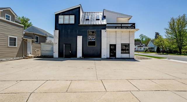 Photo of 1026 STATE St, Port Huron, MI 48060 3063