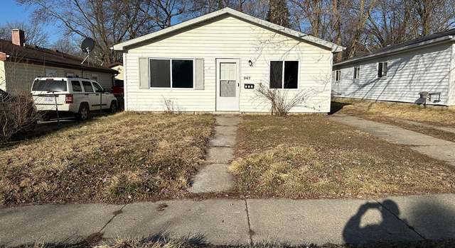 Photo of 947 S FAIRVIEW Ave, Pontiac, MI 48340 2522