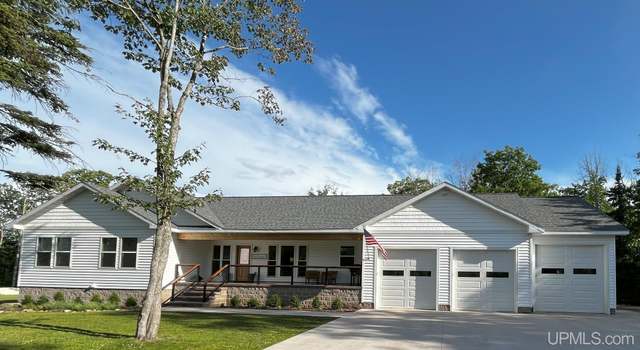 Photo of 19119 White Pine Ln, Houghton, MI 49931