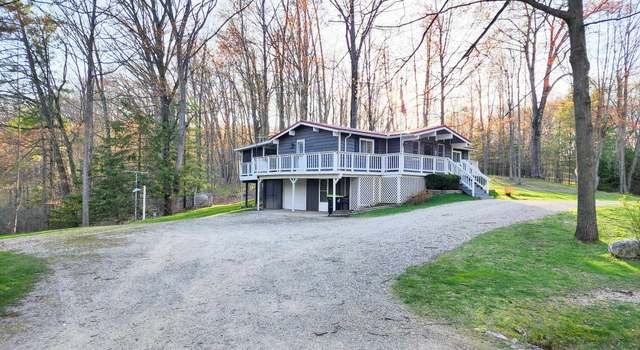 Photo of 5440 Maple Dr, Farwell, MI 48622