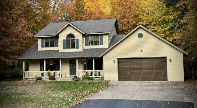 Photo of 655 PINEWOOD Dr, Midland, MI 48640 8956