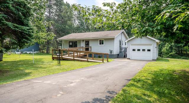 Photo of 290 Lakewood Ln, Marquette, MI 49855