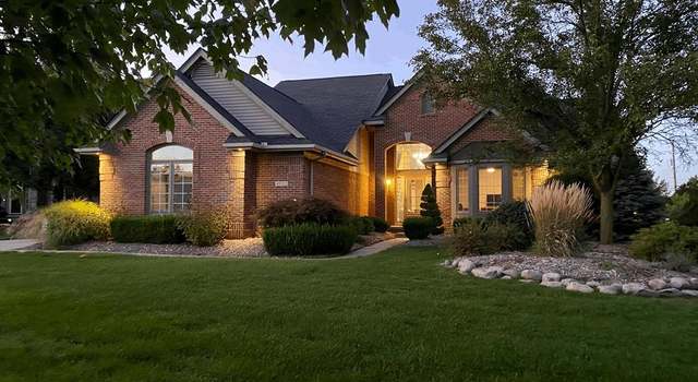 Photo of 45722 FOUNTAIN VIEW Dr, Canton, MI 48188 3083