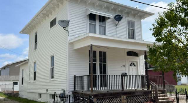 Photo of 220 W Church St, Adrian, MI 49221