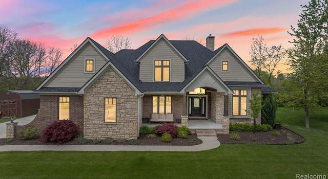 Photo of 23398 Golfview Dr, Grosse Ile, MI 48138 2249