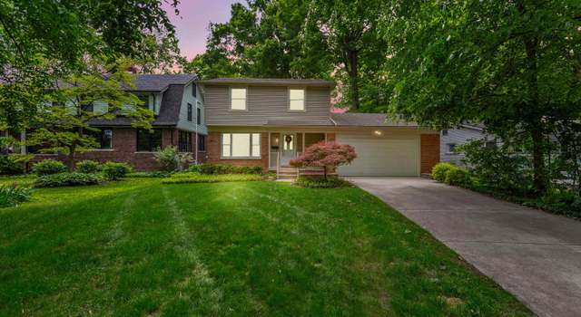 Photo of 240 E Sunnybrook Dr, Royal Oak, MI 48073