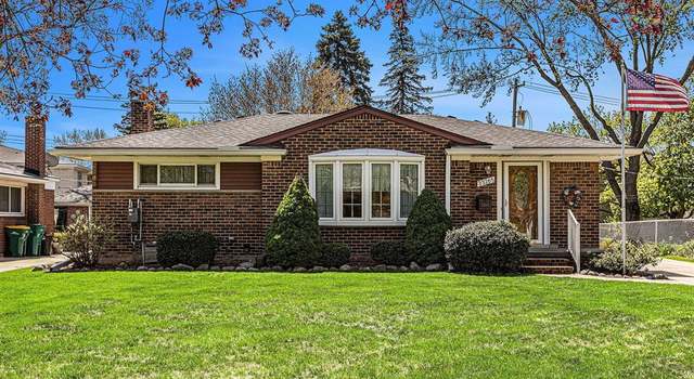Photo of 33265 CLOVERDALE Ave, Farmington, MI 48336 3909