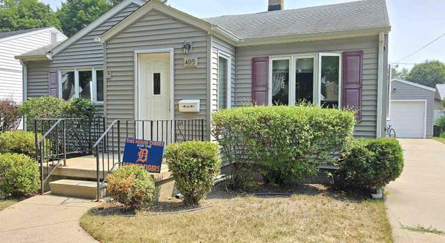 Photo of 405 Burns St, Essexville, MI 48732