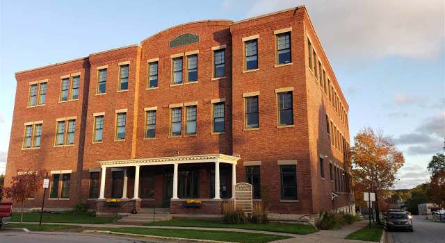 Photo of 50 Filer St Unit : 210B, Manistee, MI 49660
