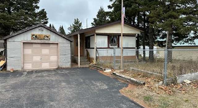 Photo of 70 E Blueberry St, Gwinn, MI 49841
